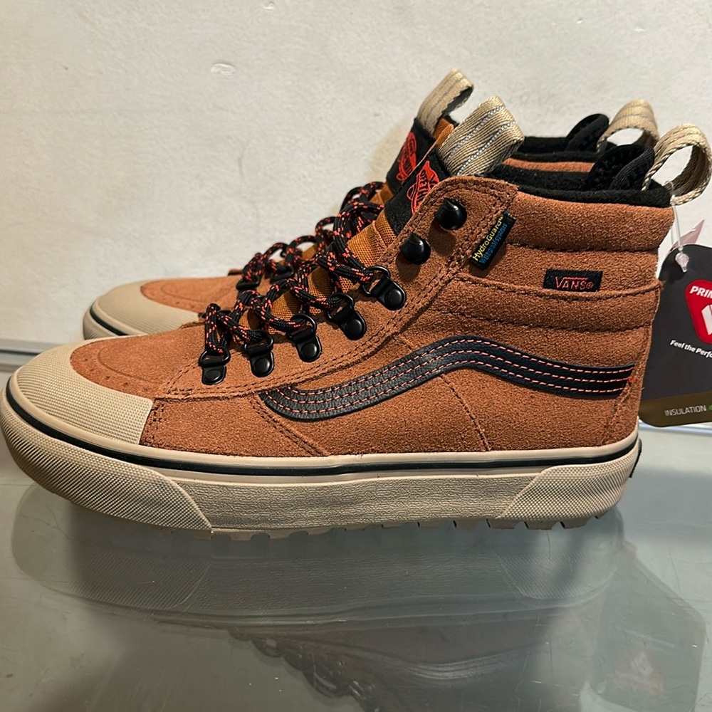 Vans MTE boots